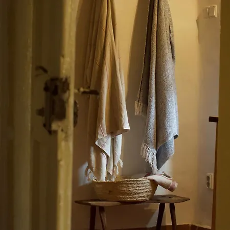 Postarova Cesta - Banicky Domcek Birnbaum 木屋 Hodruša